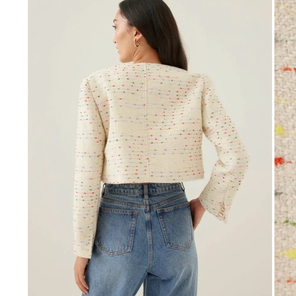 LUXURIOUS Cream Tweed Crop Jacket With Colorful Details And Gold Buttons NWT - Picture 5 of 7